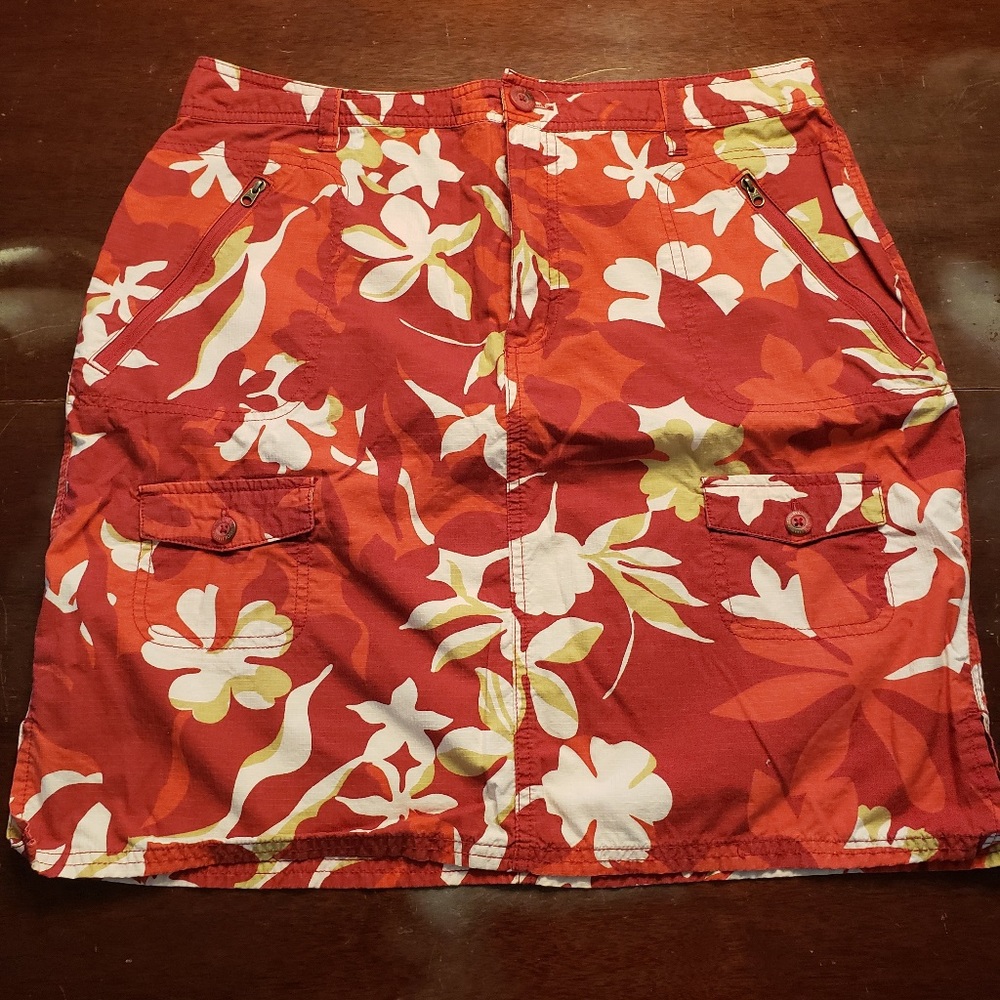 Columbia brand skirt red floral